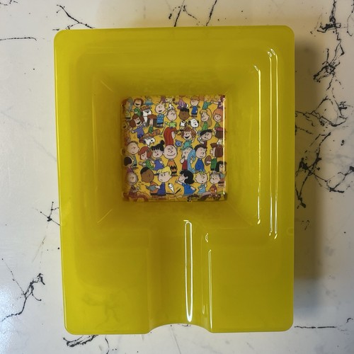 Yellow peanuts gang - yellow, cigar