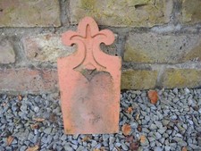 Antique Fleur de Lis  Brick  Garden Edging   (1035)