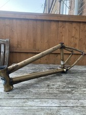 Subrosa noster simone - noster, 2