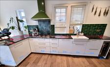 Used complete kitchen with