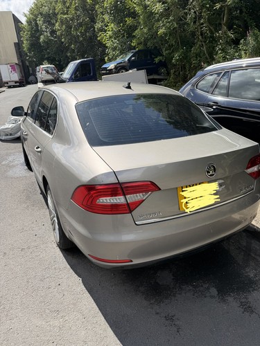 Skoda superb elegance auto - elegance,