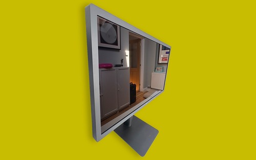 Ultrafine 7 display - ultrafine, 23.7