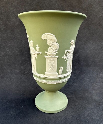 Wedgwood sage green jasperware - green,