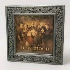 Twilight New Moon Metal Jewelry Trinket Box Cullen Family Edward Bella 4 Buttons
