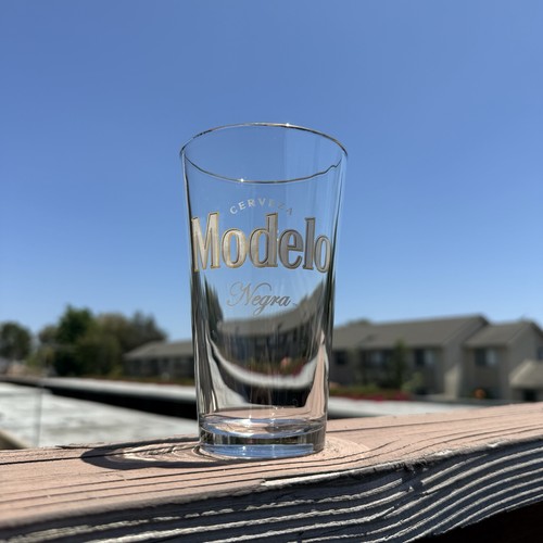 Negra modelo beer pint glass - modelo,