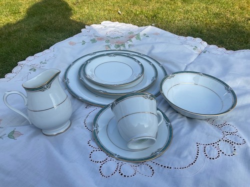 Bone china piece - piece, dinner
