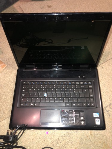 Advent roma laptop - 15.6", intel