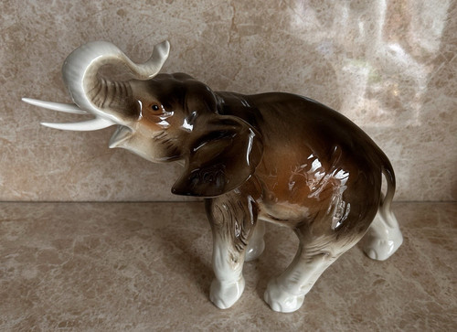 Royal dux elephant - dux,