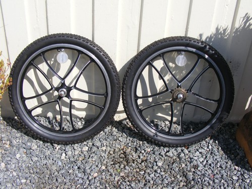 Black lester mag wheel - 20", set