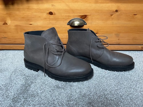 Russell bromley brown - russell, &
