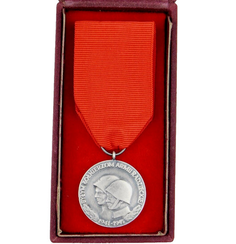 4120 polish medal poles - "to,