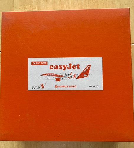 200 wings easyjet - wings,