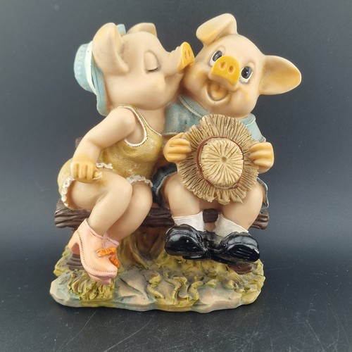 Vintage romantic pigs couple - pigs,