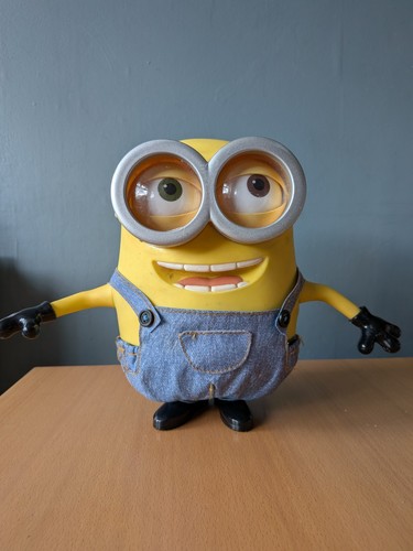 Large toy despicable me 2 - toy,