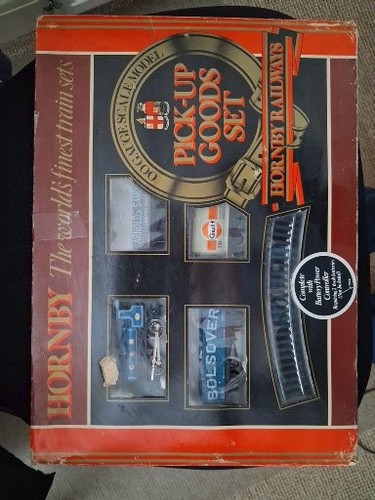 Hornby pick goods train - up, set