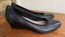 Tamaris Women's Black Leather