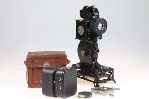 Pathe baby 5mm film camera - film,