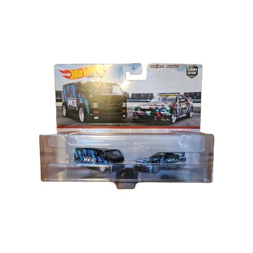 Hot wheels premium - hot, twin