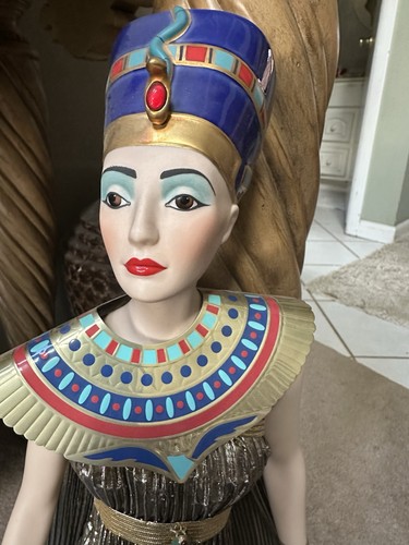Franklin mint nefertiti - franklin,