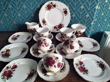 Colclough AMORETTA Roses Tea Set Tea Cups, Saucers, Plates, Jug, Bowl 18 Pieces