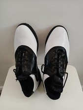 Donnay Brand Black and White