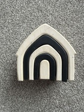 Grimm’s Monochrome House