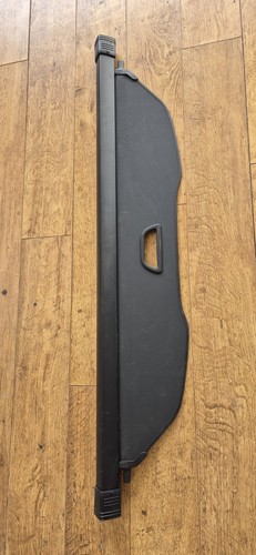 Genuine mercedes glb 2022 - genuine,