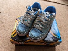 Heelys Size 1