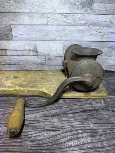 Antique primitive cast - primitive,