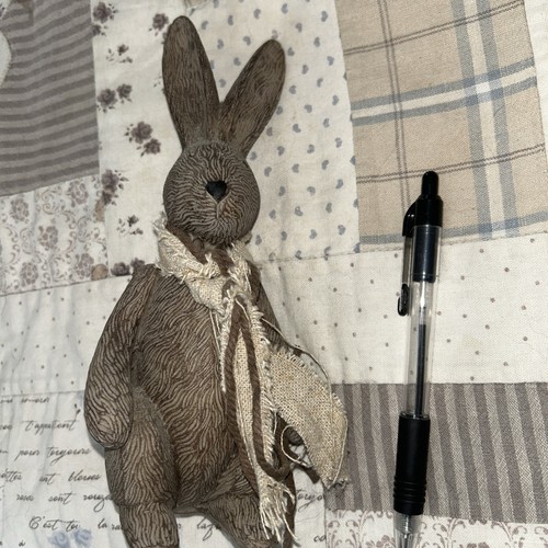 Bunny rabbit ornament home - bunny,
