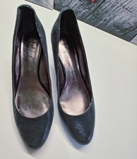 FootGlove wedge-heeled court