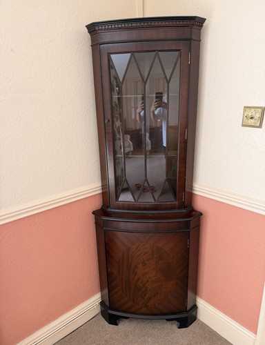 Brown wooden corner display - wooden,