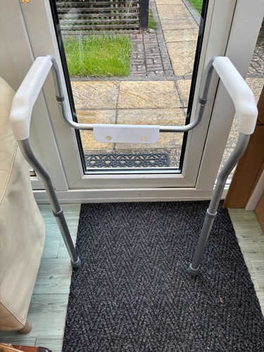 Toilet safety frame - safety,