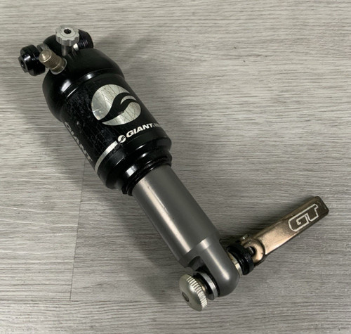 Giant rear shock inch - rear, 6.5