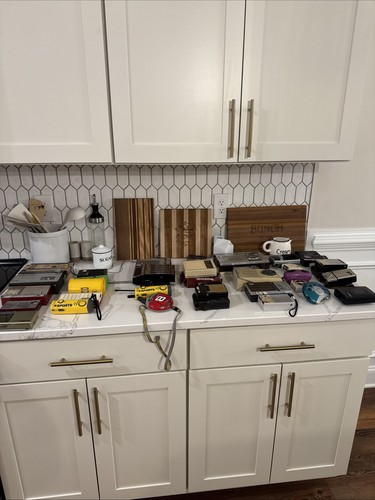 Lot vintage radios - of,