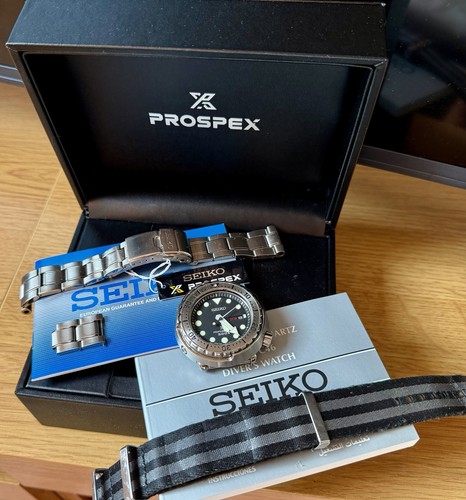 Seiko prospex tuna 300m quartz - prospex,