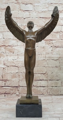 Signed bronze sculpture - bronze,