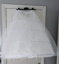 New Free Size White 4 Hoop Petticoat Underskirt..1 Layer Of Netting...Wrdding