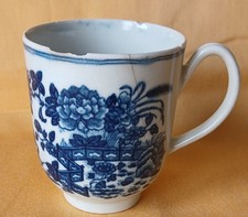A large 18th Century Worcester