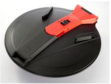 Kingspan Titan 16" Hinged Tank Lid for Titan Heating Oil Tanks - Old Style Red