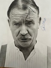 John Mills Signed Autographed 10x8 Genuine Signed Photo PRIVATE SIGNING