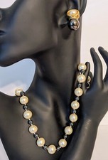 Vintage Cabouchon Necklace And Earring Set Black And White Faux Pearls In Box 