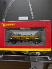 Hornby R60067 32.5t Coal