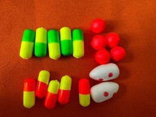 HIGH VIS 17 X FLOATING BEADS FLOUNDER, PLACE, SEA FISHING ATTRACTOR BEADS FLOATS