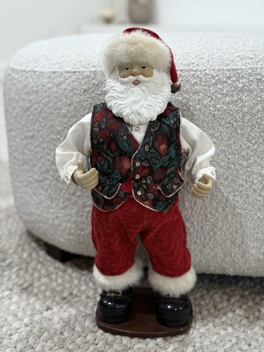 See video rockin around - around, santa
