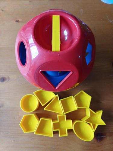 Tupperware shape sorter ball - tupperware,