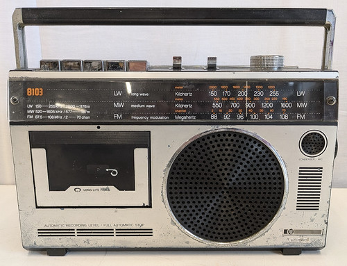 Pye 8103 vintage 1970s radio - 8103,