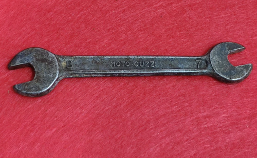 Moto guzzi key - moto, falcon