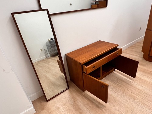 Mirror and dresser set - mirror,