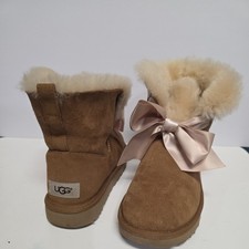 UGG Womens Shoes Sz 7 Gita Bow